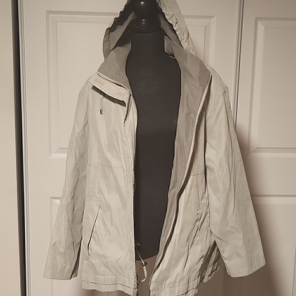 Gallery rain coat jacket 
